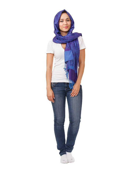 Women's Pashmina Scarf / Wrap / Shawl in Blue Paisley